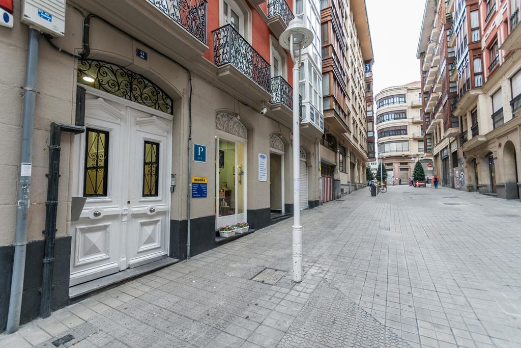 Pension Begona - Centro Ciudad Бильбао Экстерьер фото